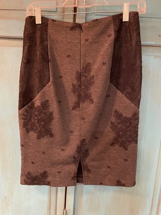 Anthropology Maeve Gray Pencil Skirt with Black Lace Panels - Picture 2 of 2